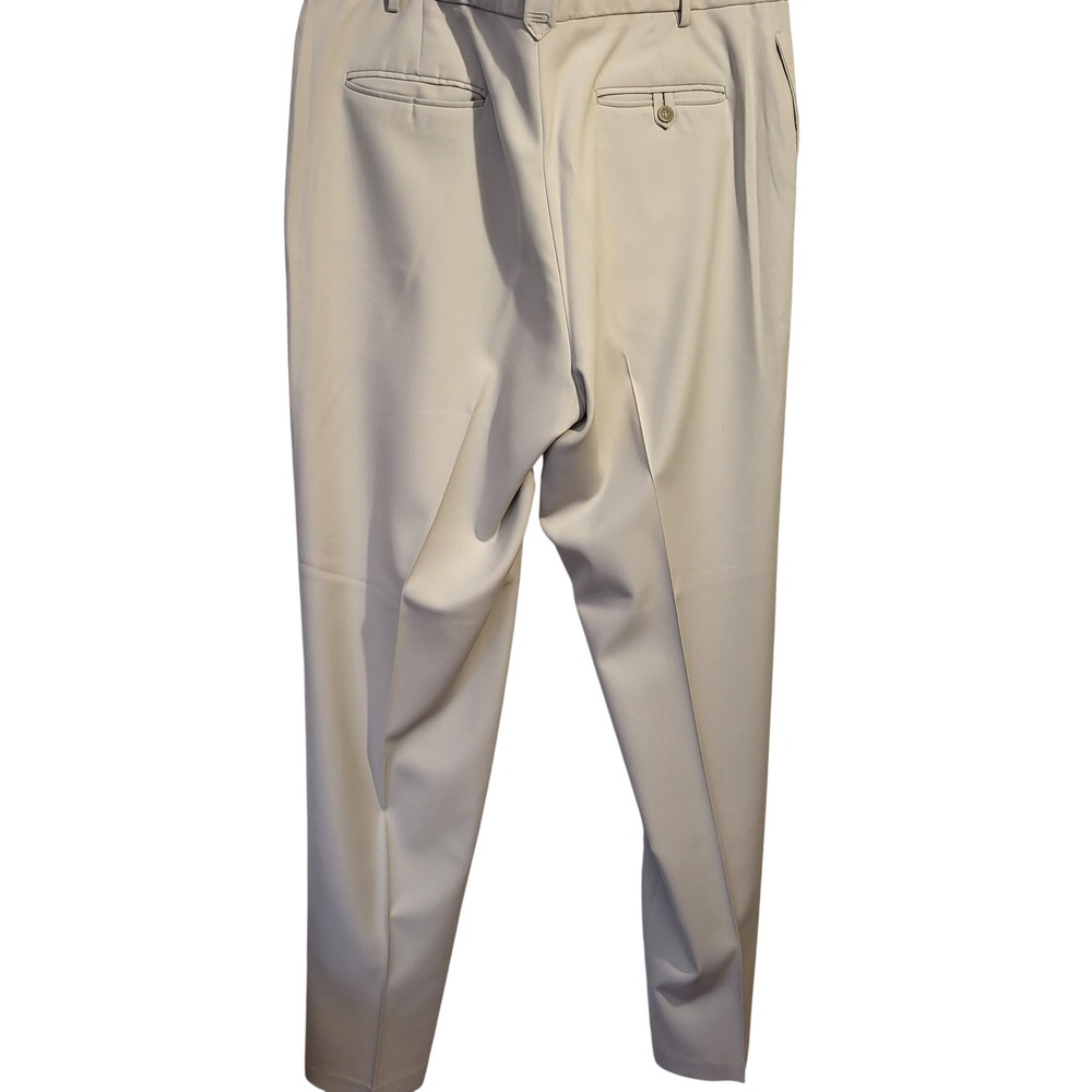 Dockers Golf Mens Flat Front Relax Fit Microfiber Polyester Pants Khaki W38 L34 - Picture 6 of 6